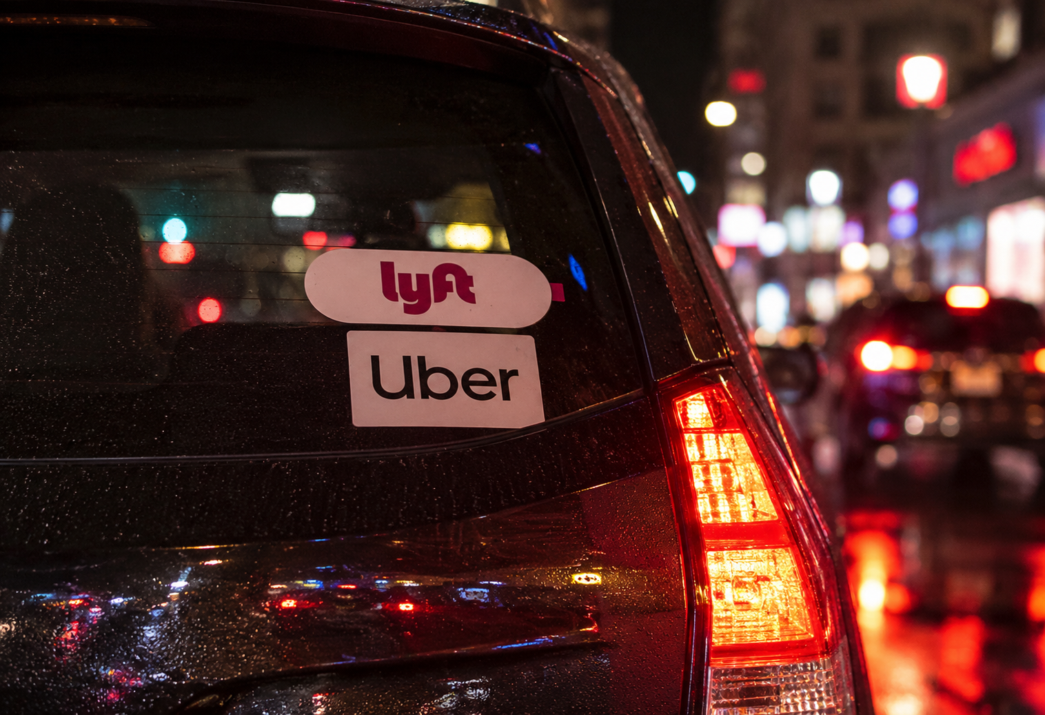 Stop Driving More: 3 Simple Ways Smart Drivers Earn More Per Hour